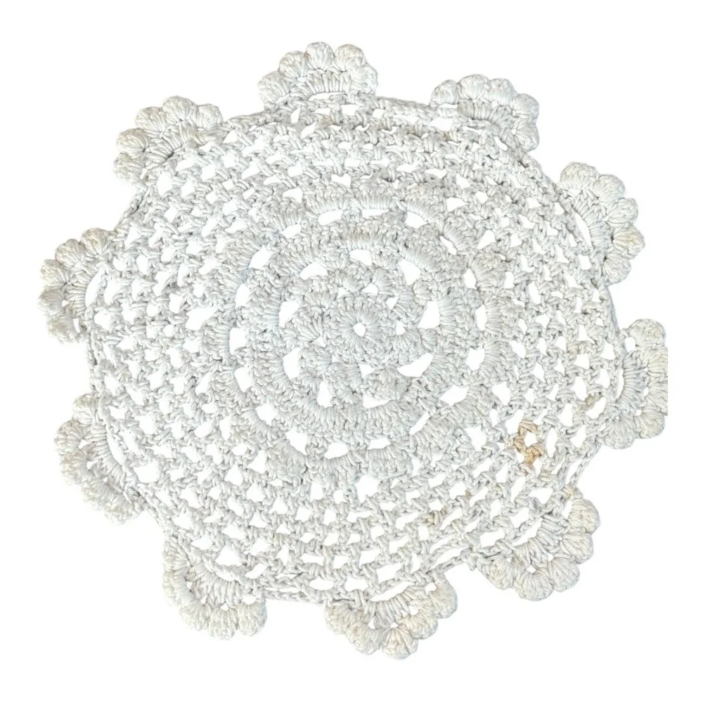 Crochet Doily Small Cream Vintage Handmade Scalloped Lace‎ Round Cottagecore